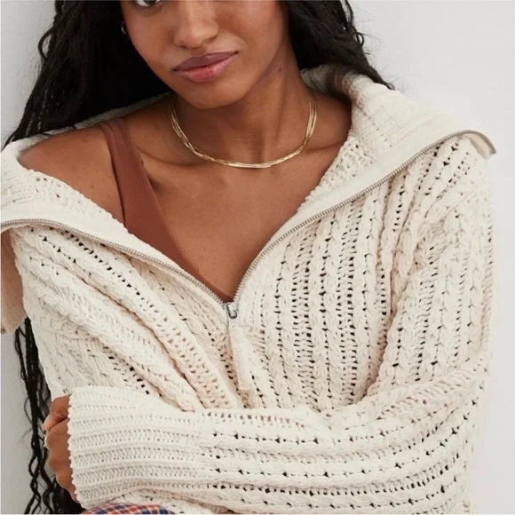 Aerie Cable Car Quarter Zip Oversized Chenille Sweater Cream Size M - Picture 5 of 14